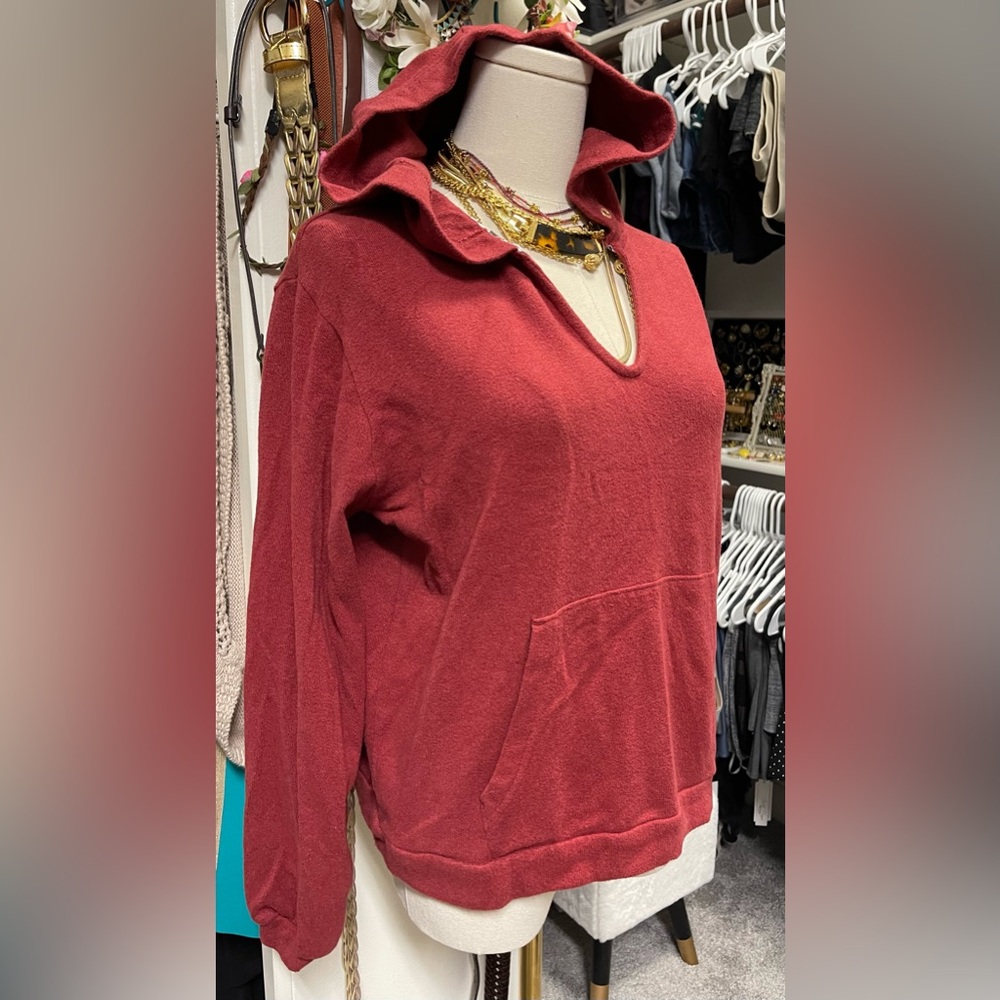 Volcom hoodie sweater size Large (10).